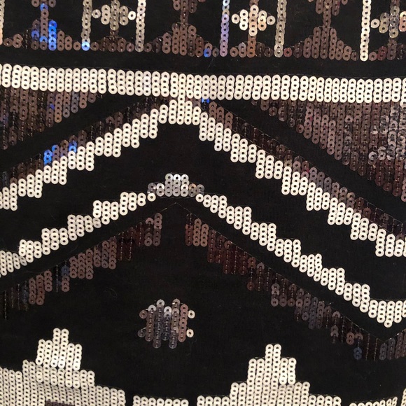 Express Sequined Party Skirt ! - Picture 6 of 6